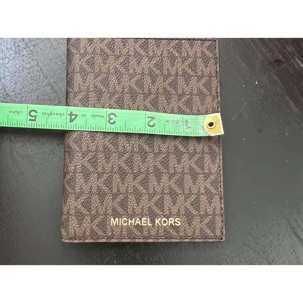 Michael Kors‎ Jet Set Signature Logo Passport Wallet